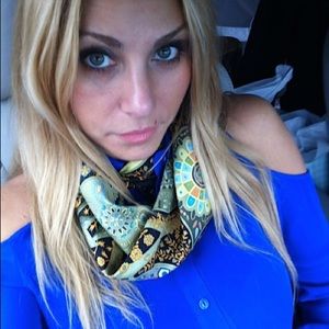 Meet your Posher, Beana